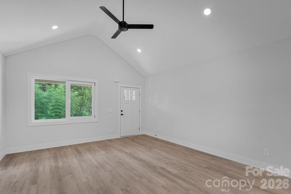 Single Family Residence at 520 E Second Avenue, Gastonia, photo 4 of 25