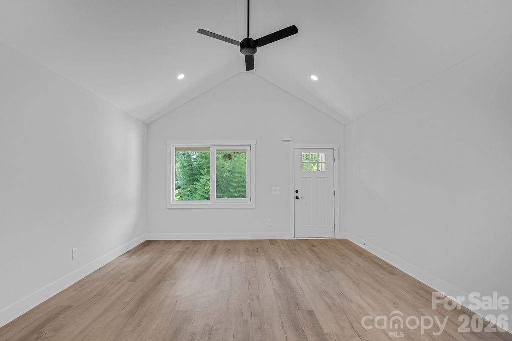 Single Family Residence at 520 E Second Avenue, Gastonia, photo 6 of 25