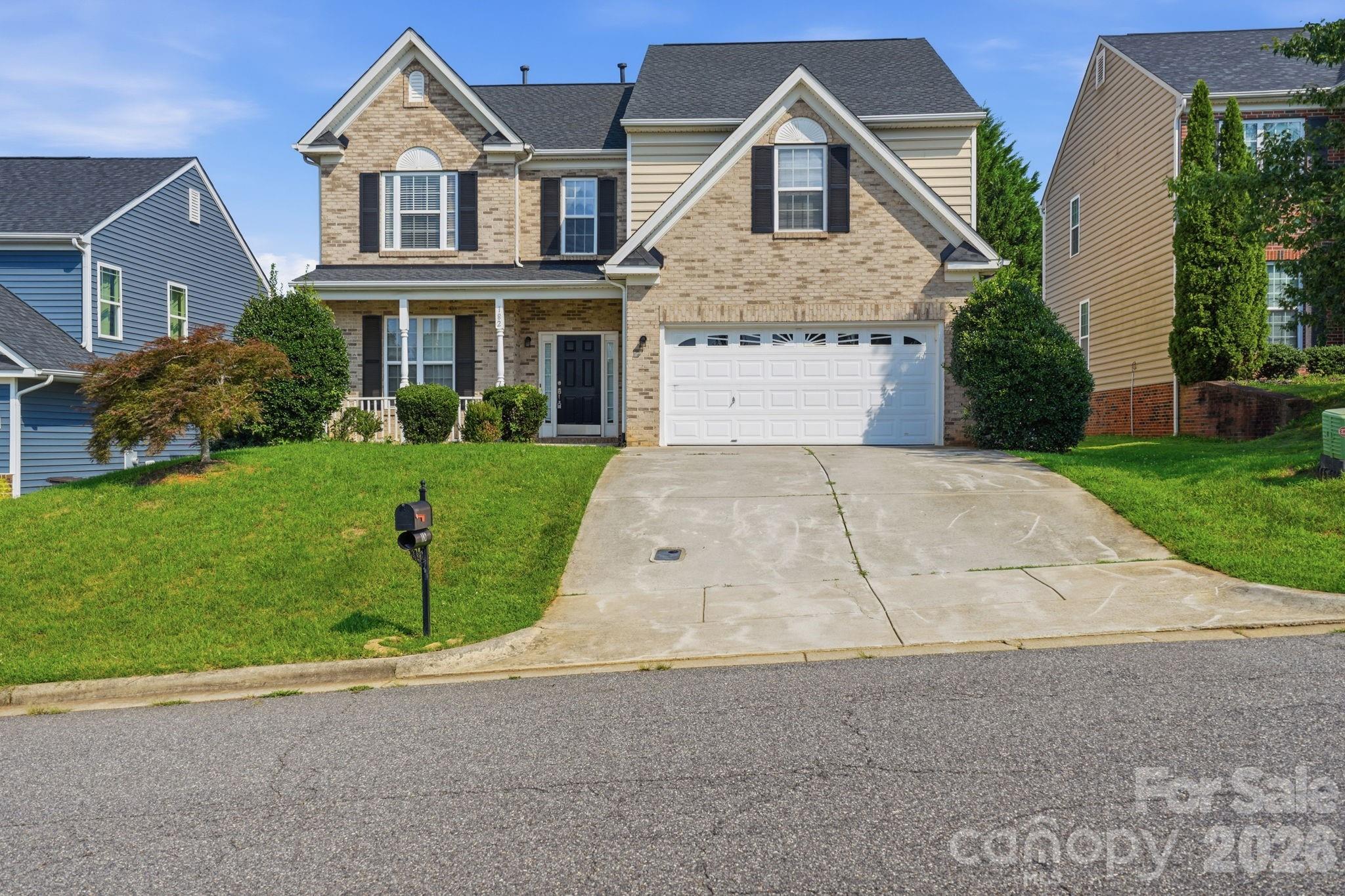 Single Family Residence at 182 Wedge View Way, Statesville, photo 2 of 47