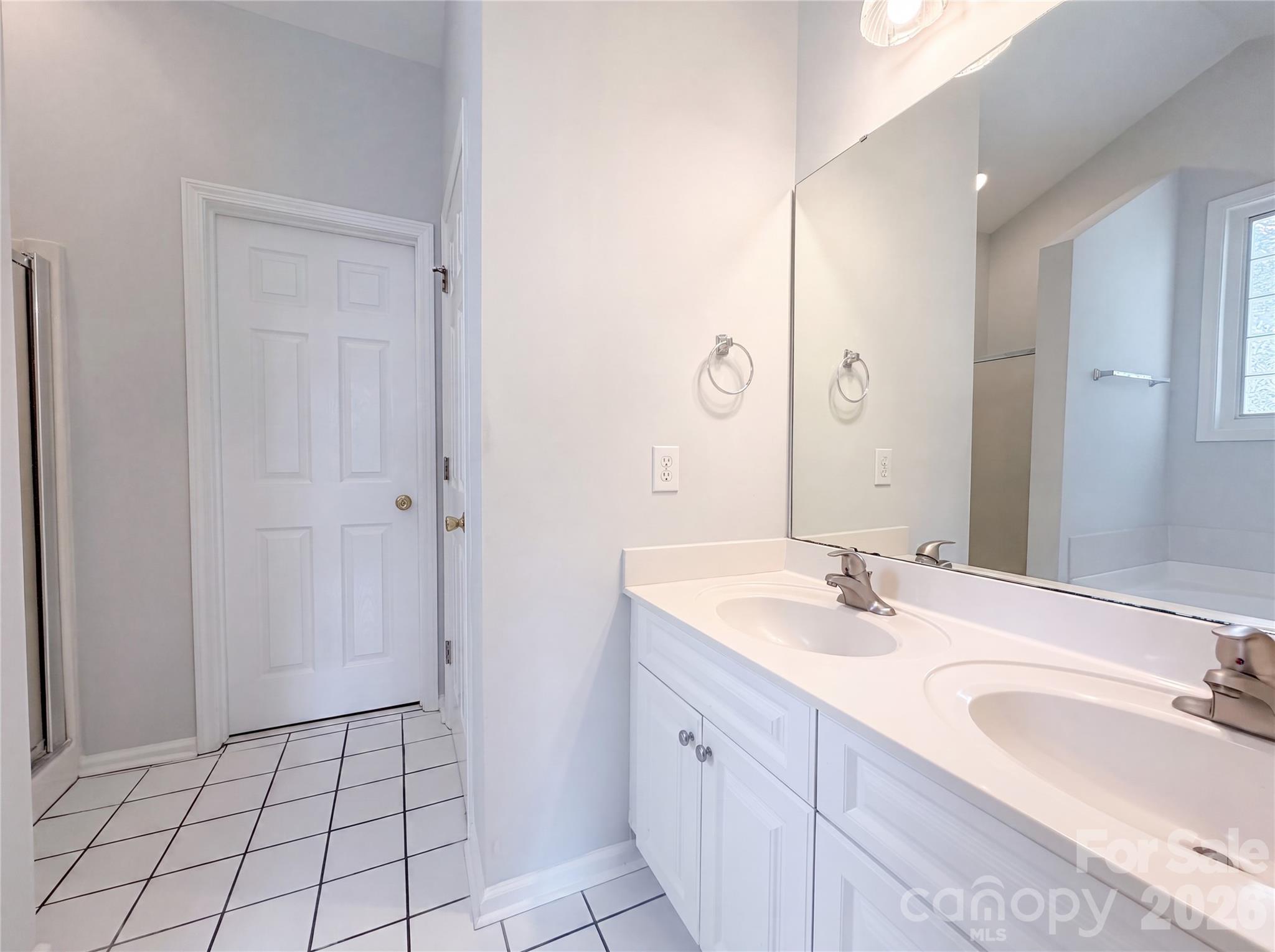 Single Family Residence at 2160 Brantley Creek Drive, Kannapolis, photo 12 of 16