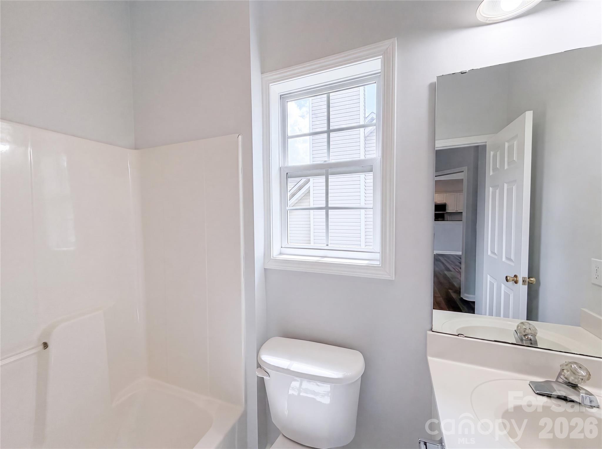 Single Family Residence at 2160 Brantley Creek Drive, Kannapolis, photo 13 of 16