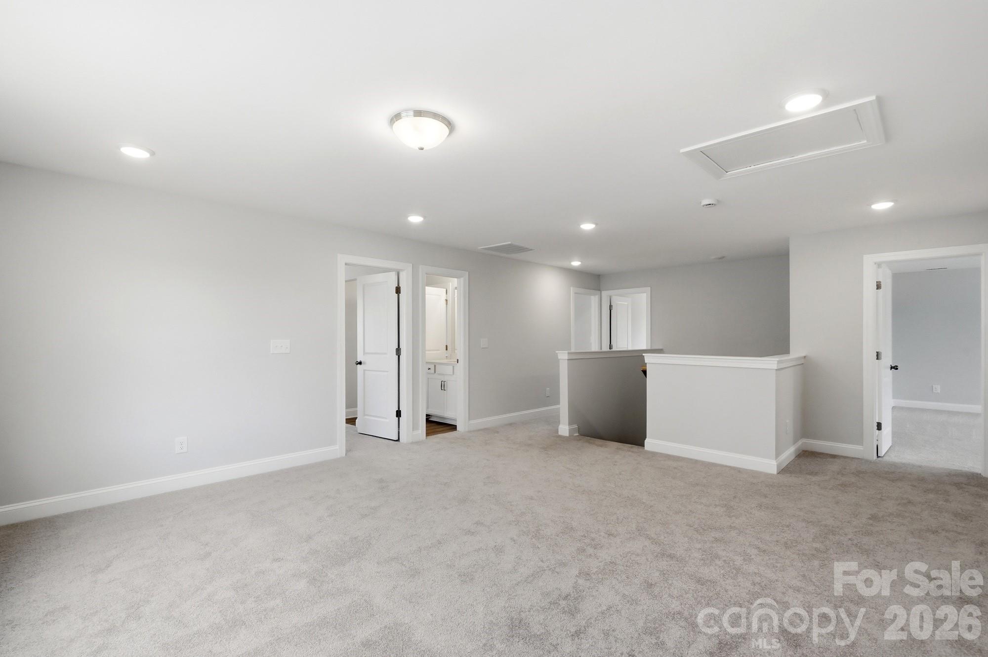Loft - 151 Grouse Run Way, Troutman