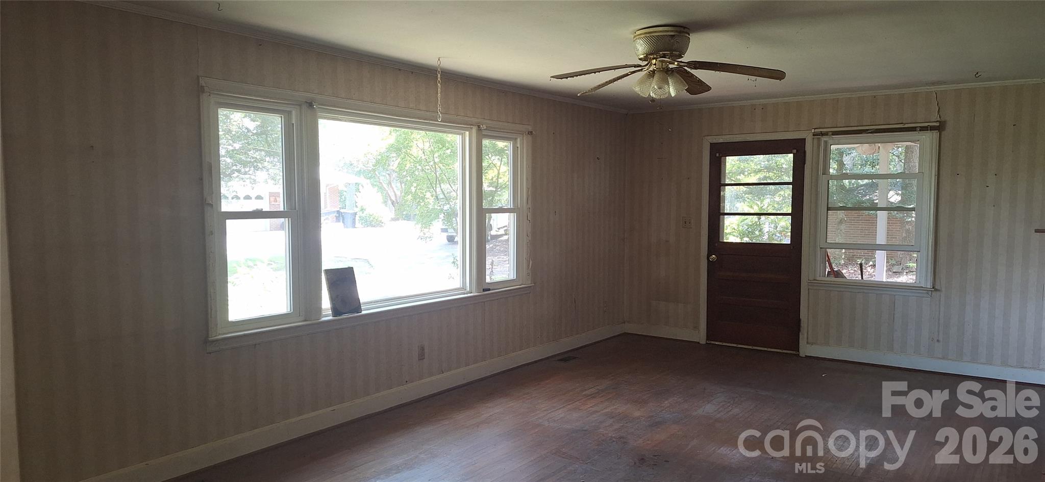 Living room and dining combo - 1036 Curve View Road, Lincolnton