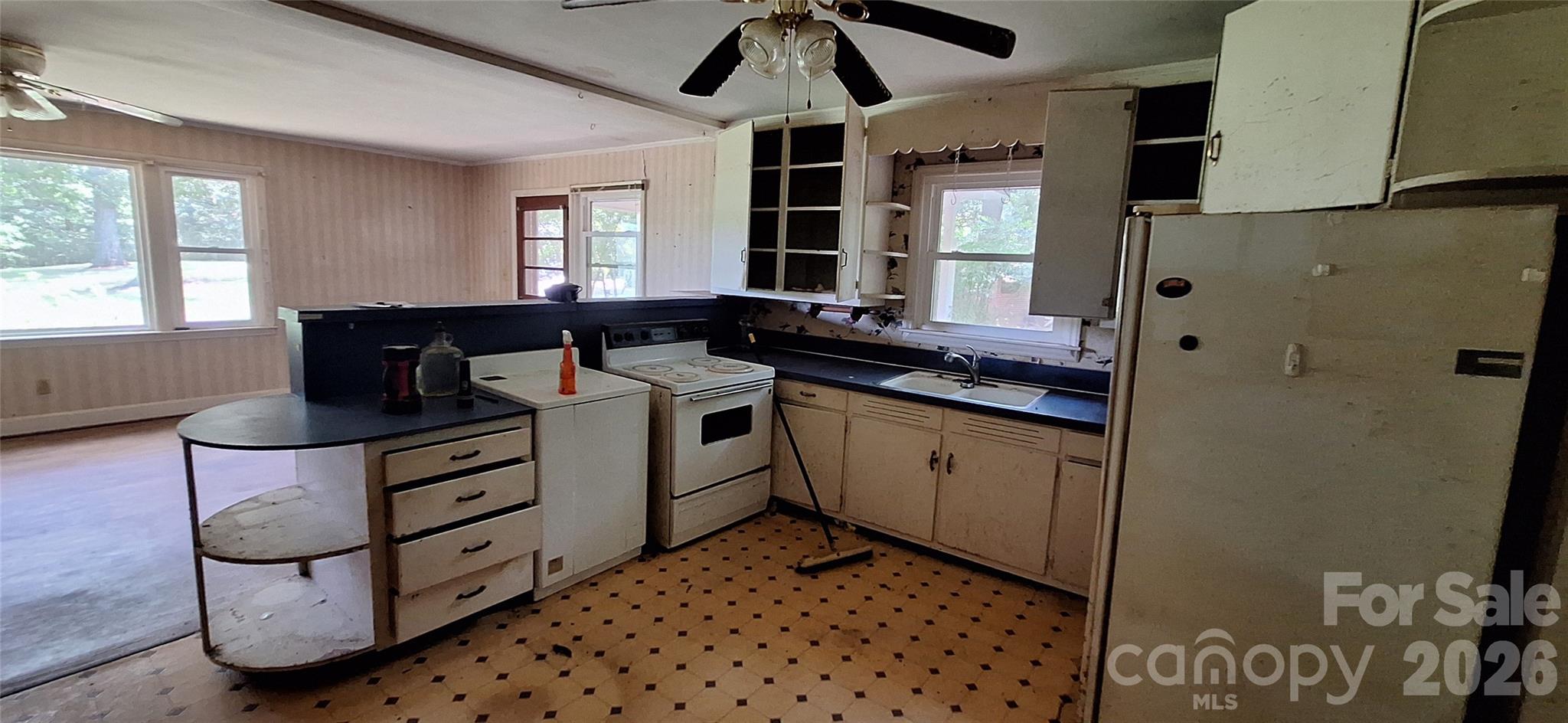 Kitchen - 1036 Curve View Road, Lincolnton