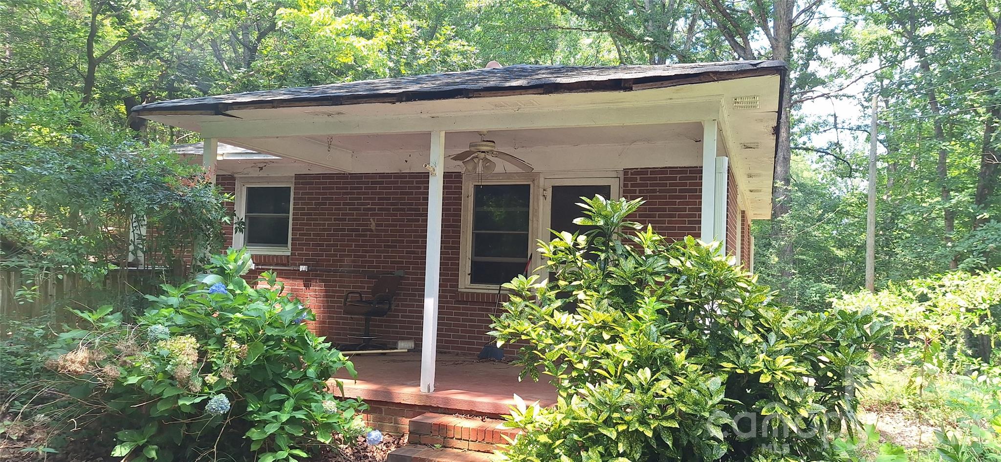 front porch - 1036 Curve View Road, Lincolnton