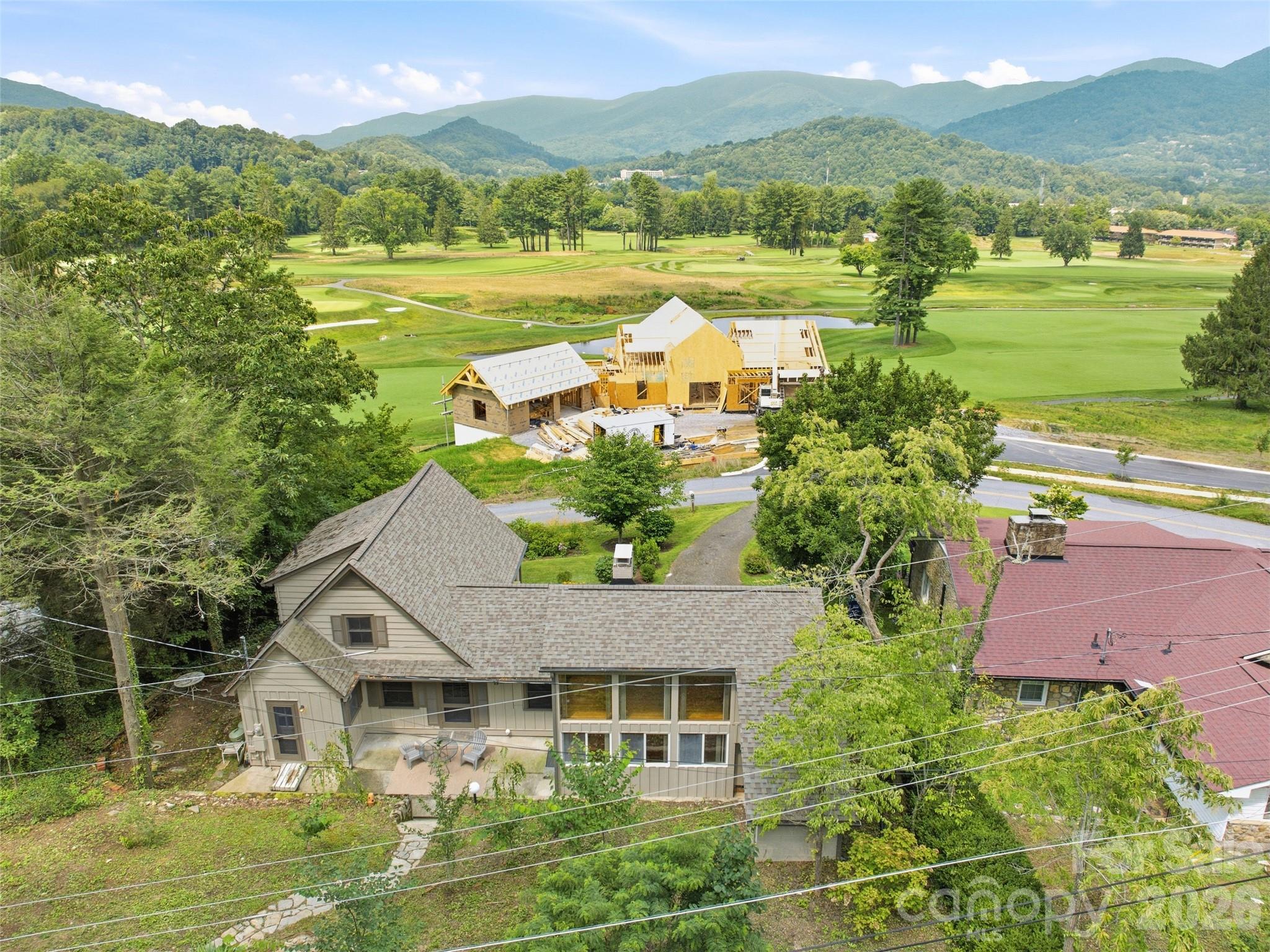 Single Family Residence at 279 Longview Drive, Waynesville, photo 8 of 35