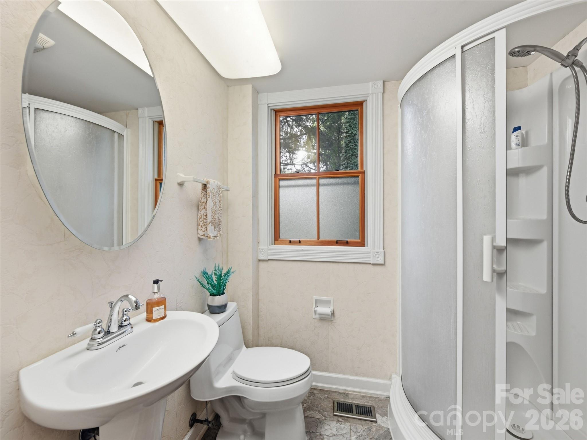 Single Family Residence at 279 Longview Drive, Waynesville, photo 21 of 35