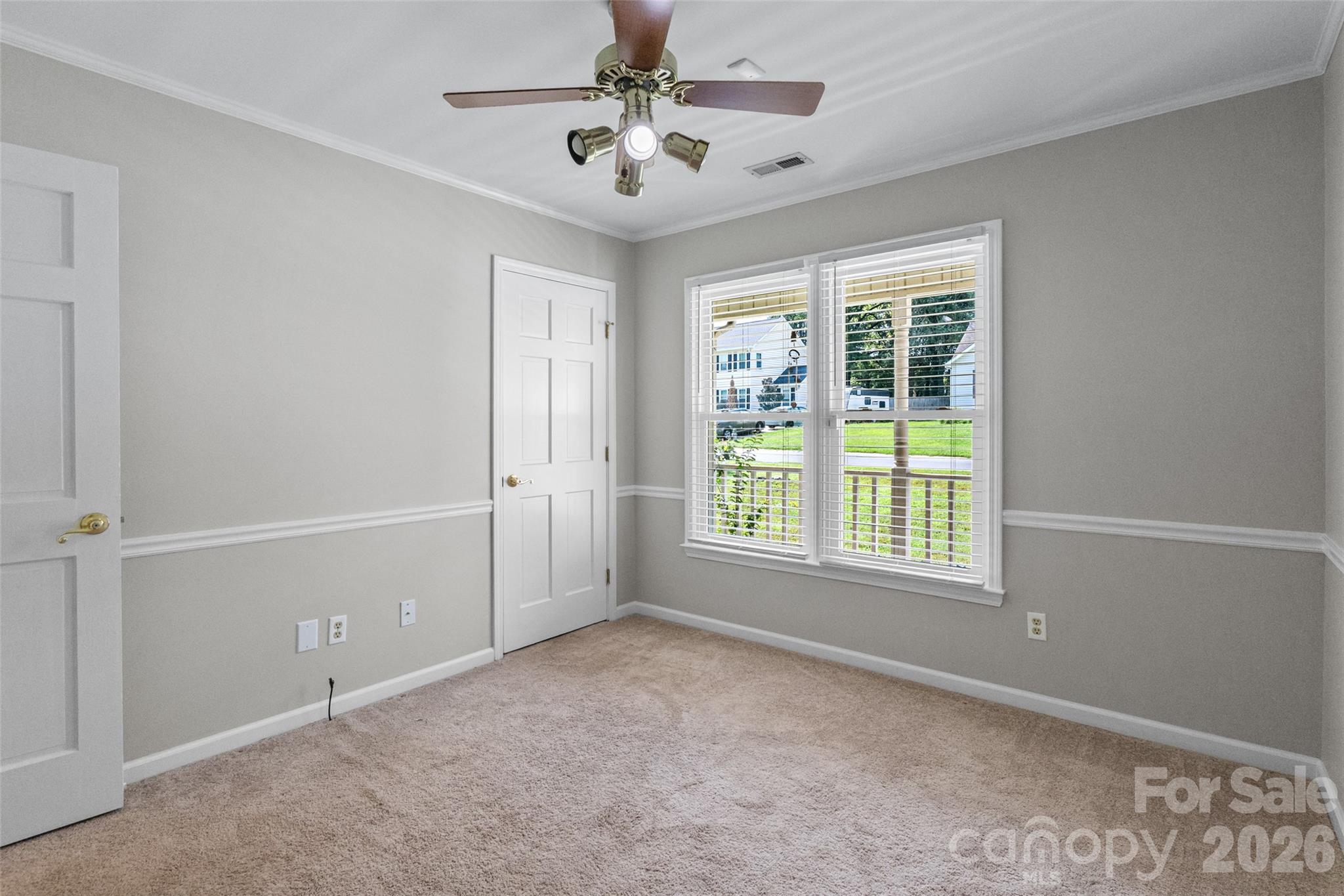 Single Family Residence at 823 Thistledown Drive, Rock Hill, photo 20 of 29