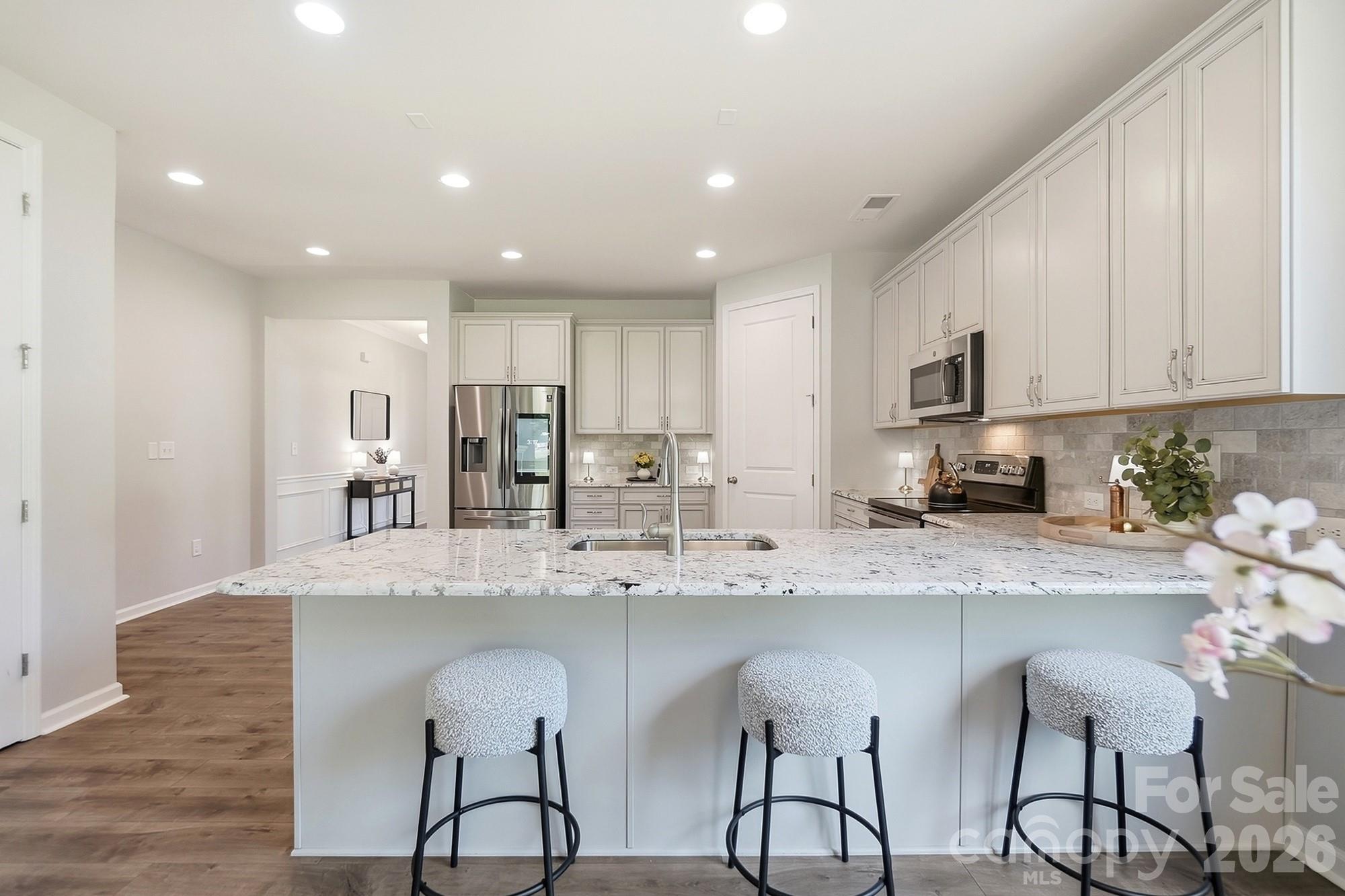 Single Family Residence at 1100 Morning View Drive, Belmont, photo 10 of 38