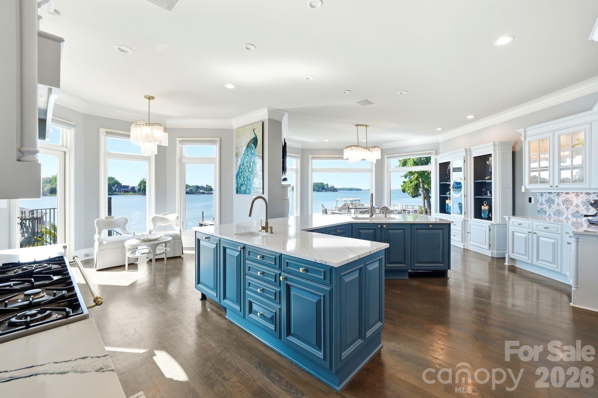 Single Family Residence at 18332 Harbor Light Boulevard, Cornelius, photo 14 of 48