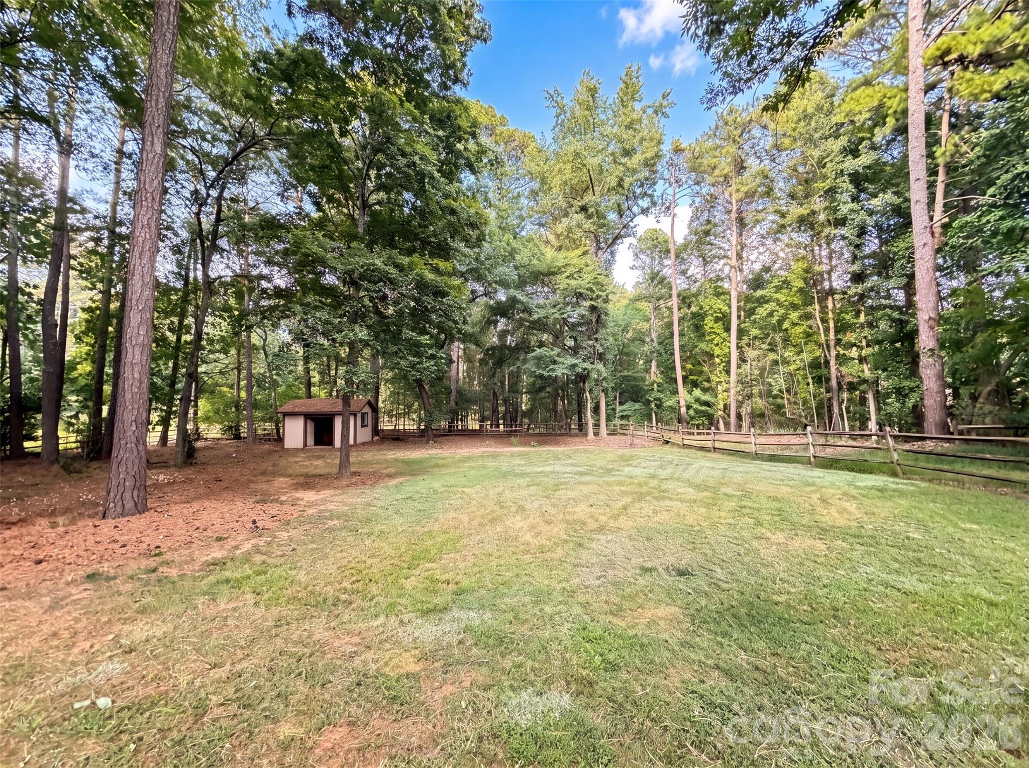Single Family Residence at 608 Amanda Drive, Matthews, photo 20 of 23