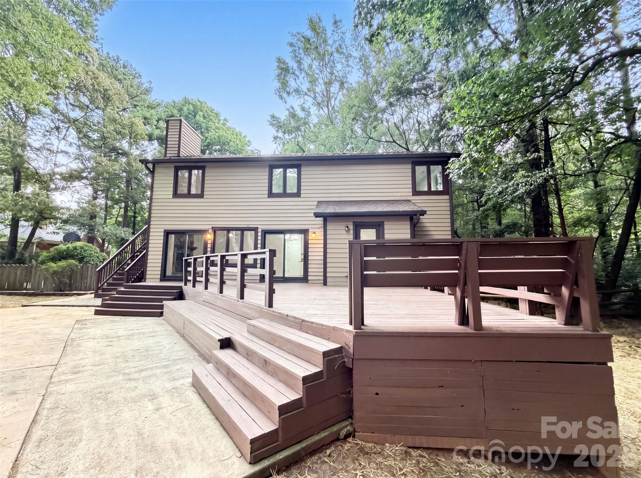 Single Family Residence at 608 Amanda Drive, Matthews, photo 21 of 23