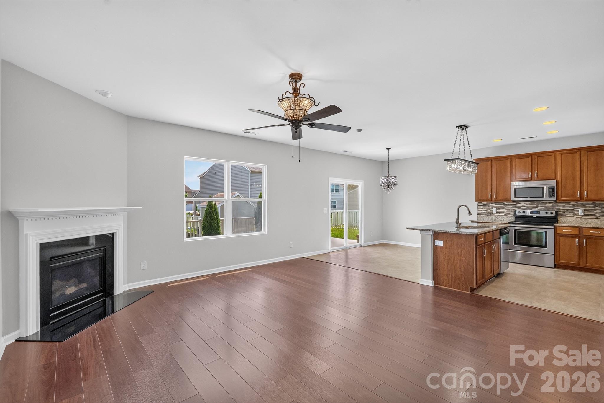 Single Family Residence at 4006 Farm Pond Road, Indian Trail, photo 3 of 26