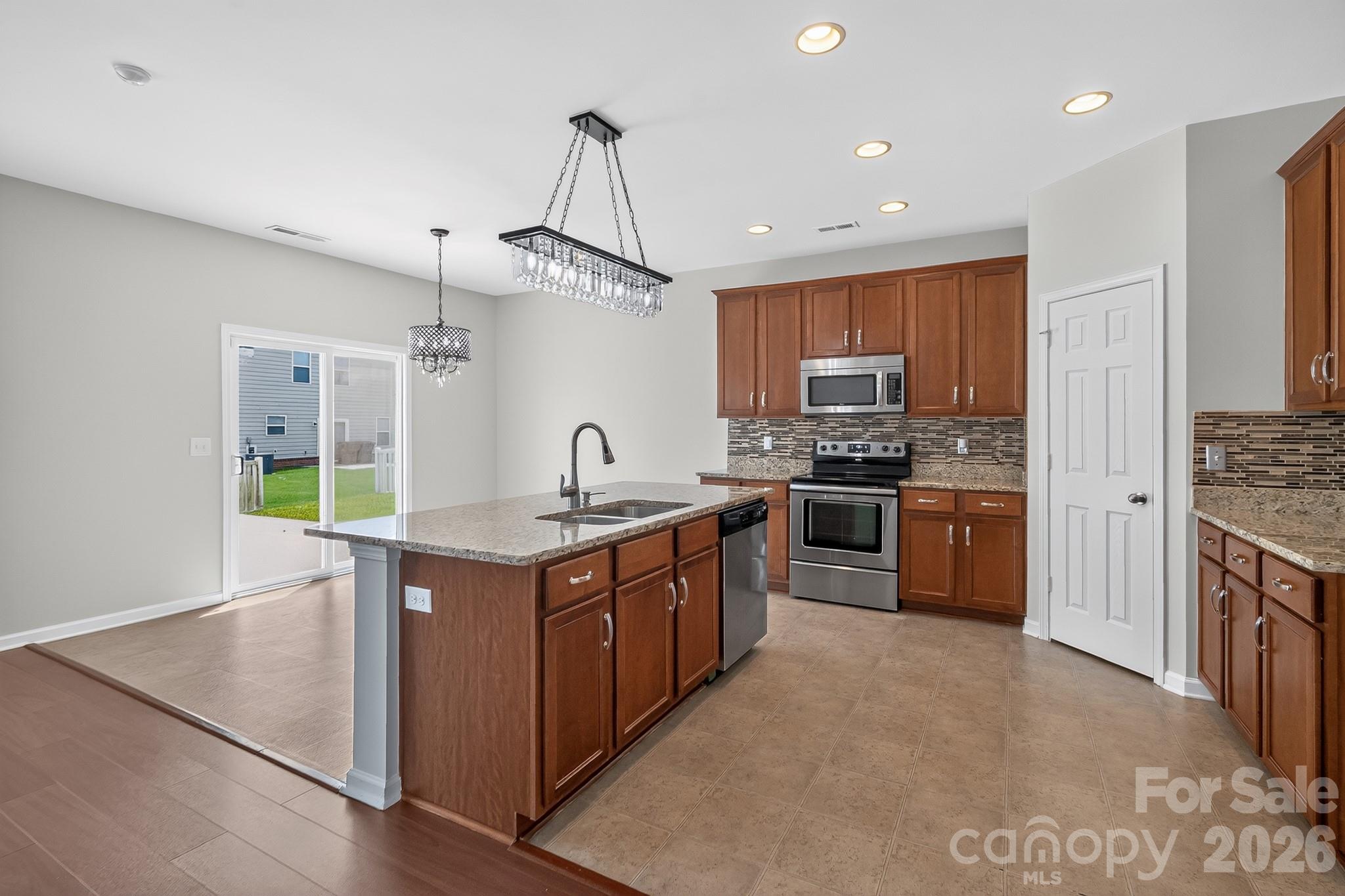 Single Family Residence at 4006 Farm Pond Road, Indian Trail, photo 9 of 26