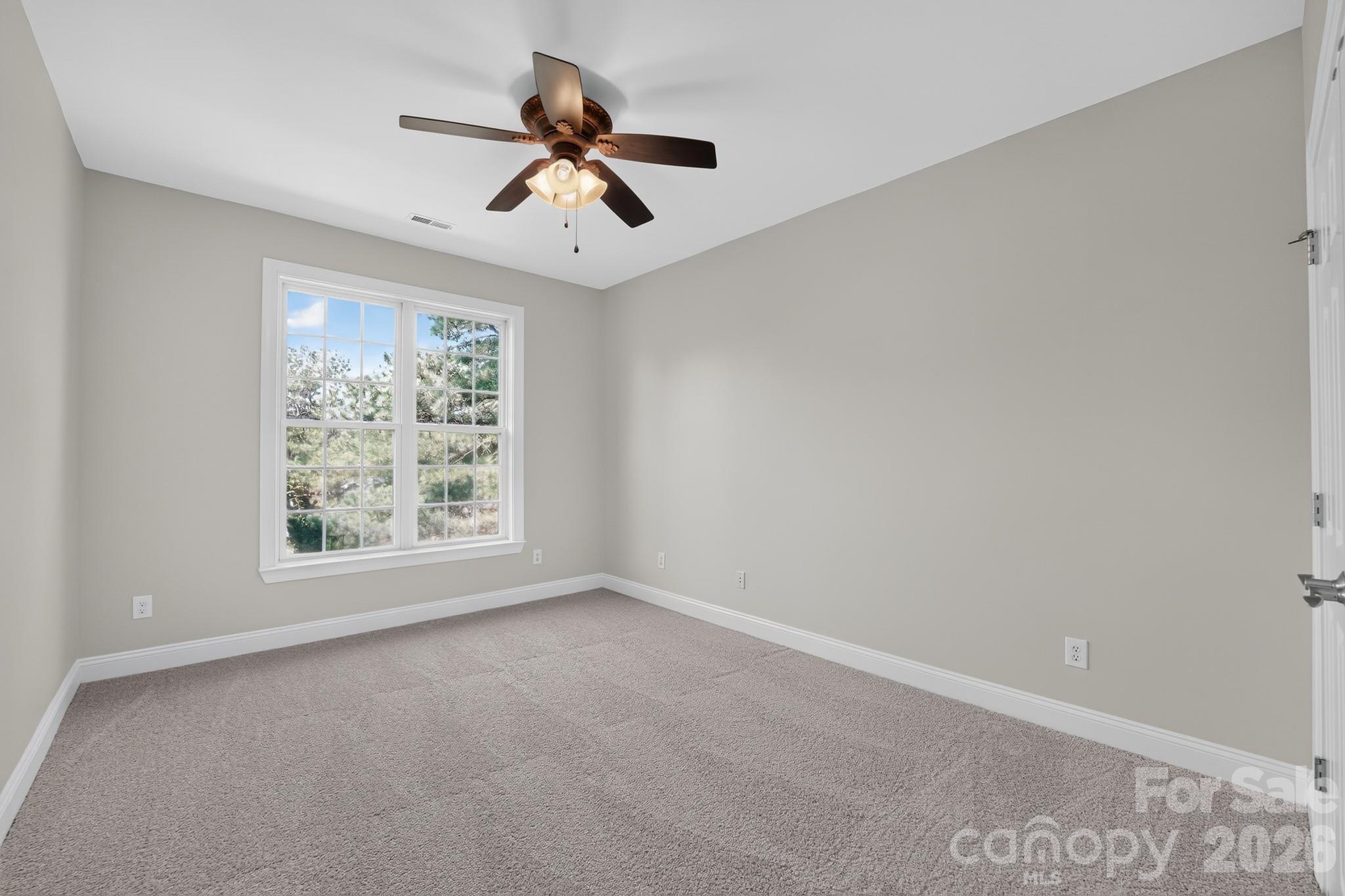 Single Family Residence at 3105 Linkside Court, Fort Mill, photo 18 of 28