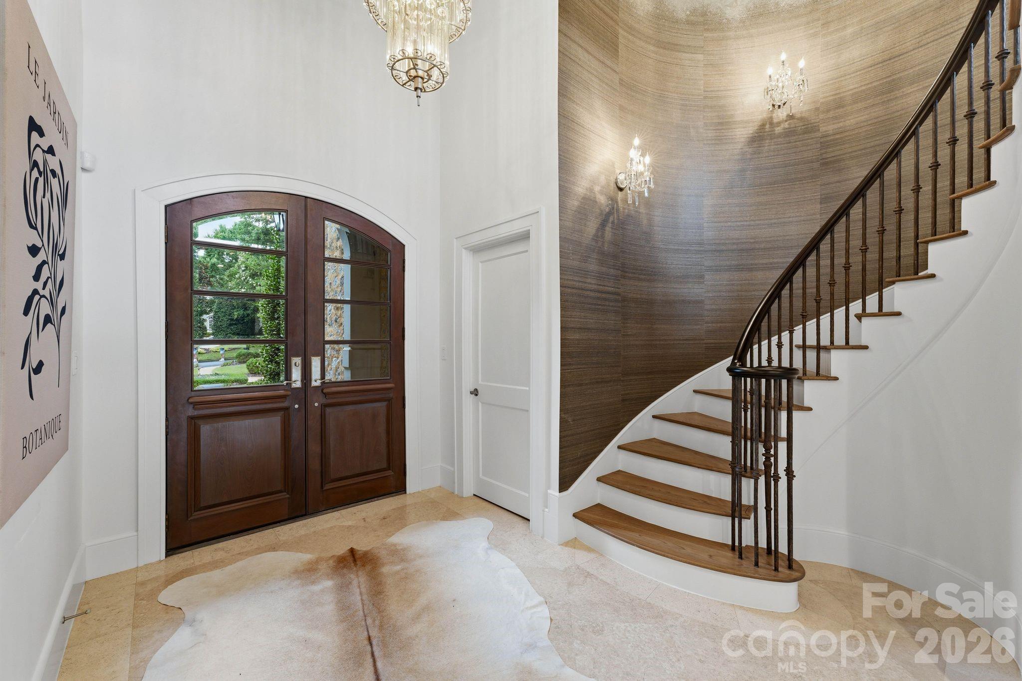 Single Family Residence at 4231 Fox Brook Lane, Charlotte, photo 4 of 38