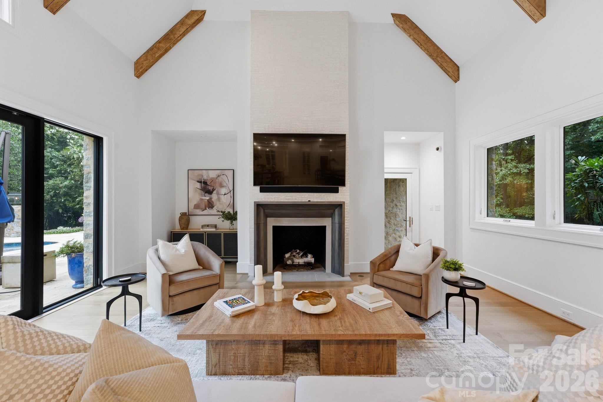 Single Family Residence at 4231 Fox Brook Lane, Charlotte, photo 17 of 38