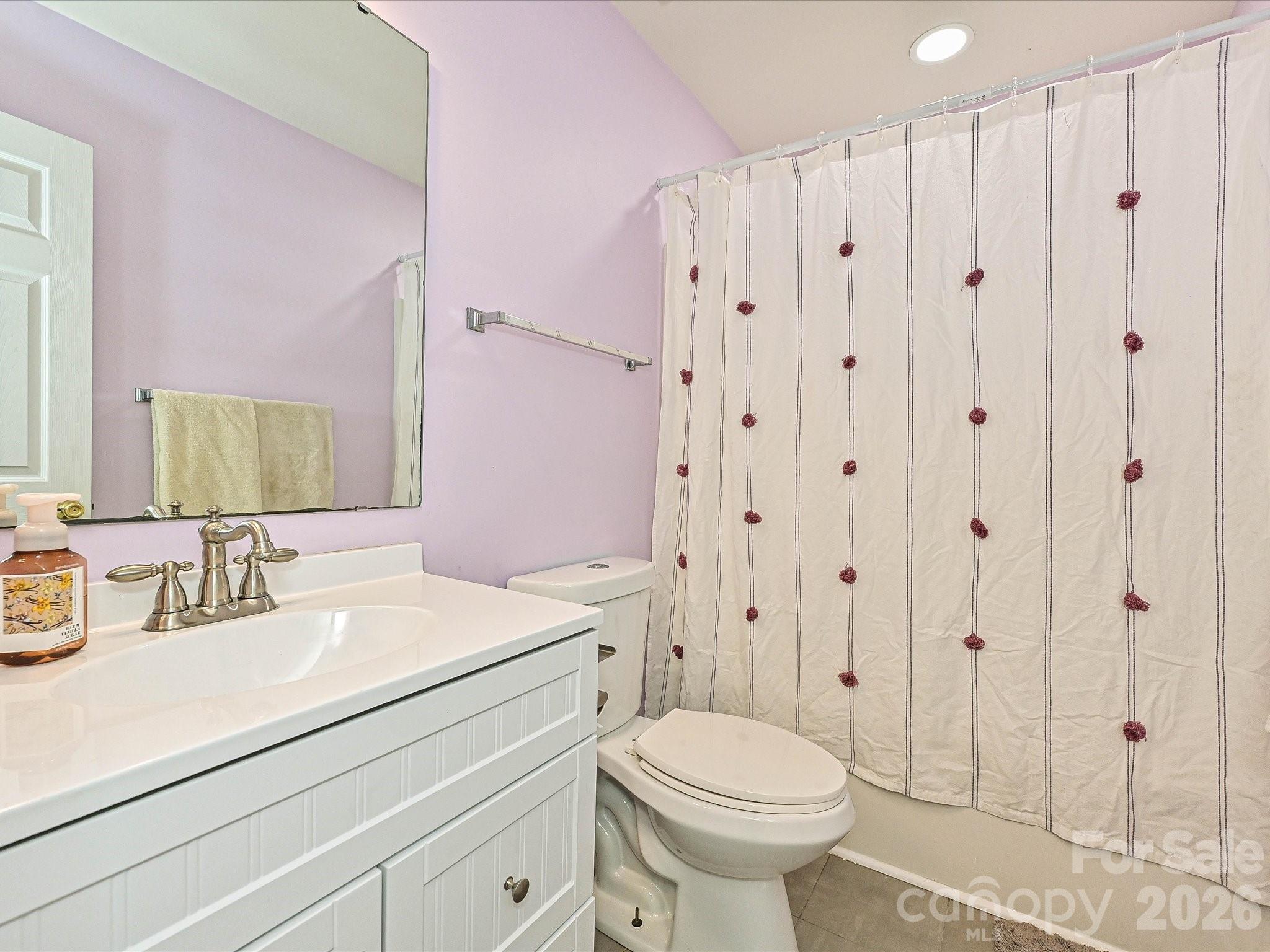 Hall Bathroom - 126 Rusty Nail Drive, Mooresville