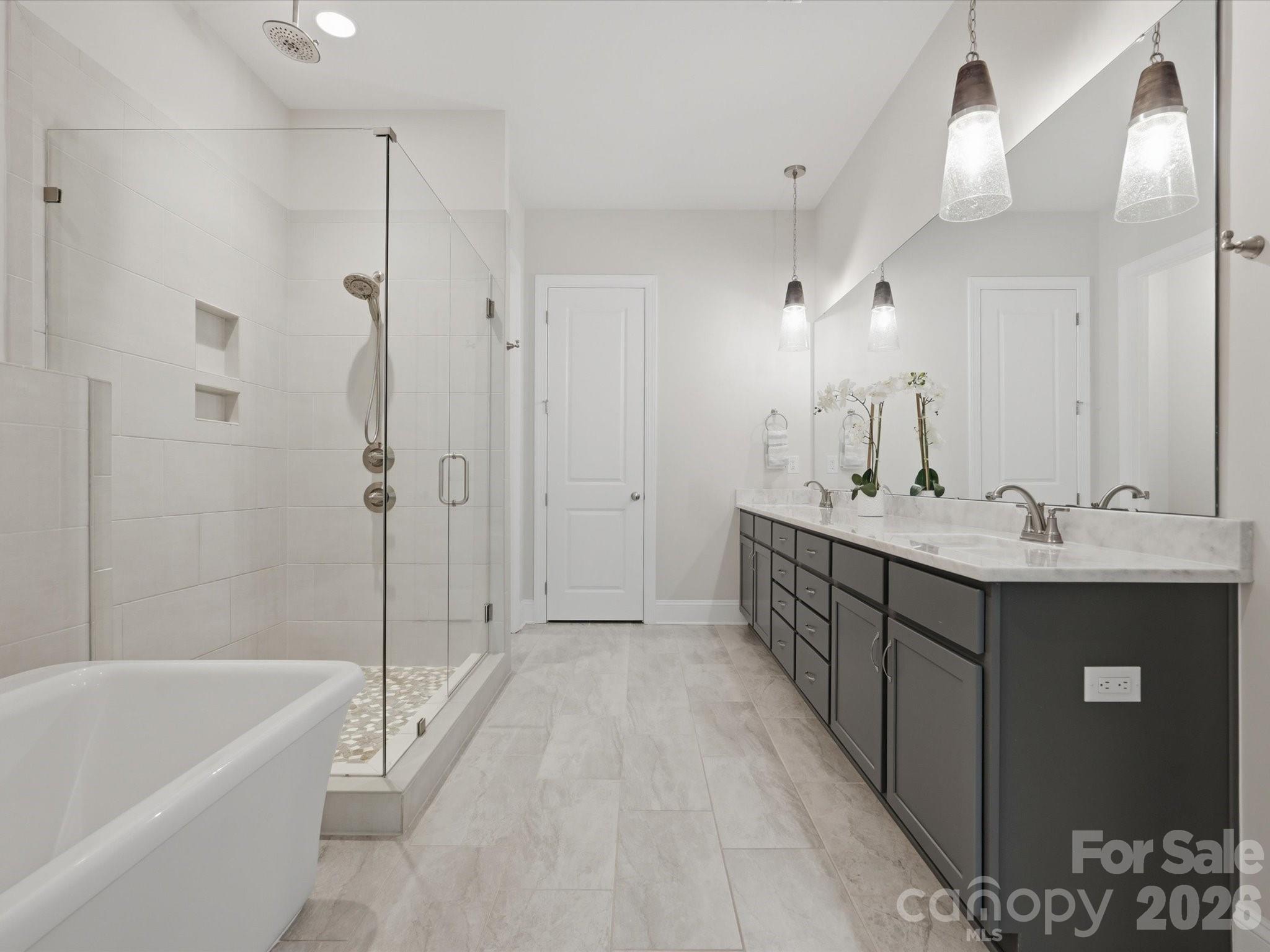 Single Family Residence at 574 Shepherd Lane, Clover, photo 12 of 33