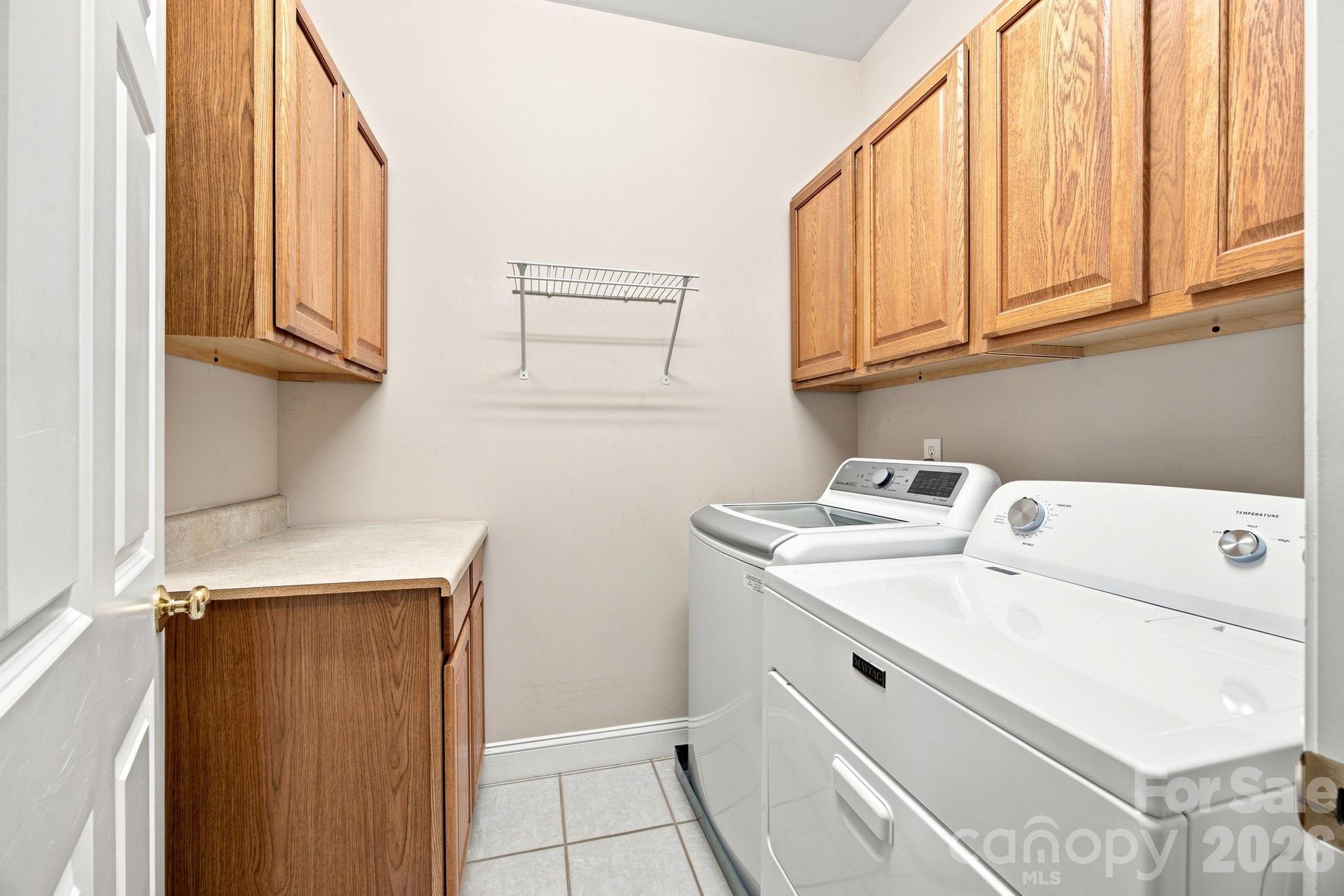 Single Family Residence at 209 Churchill Drive, Salisbury, photo 33 of 48