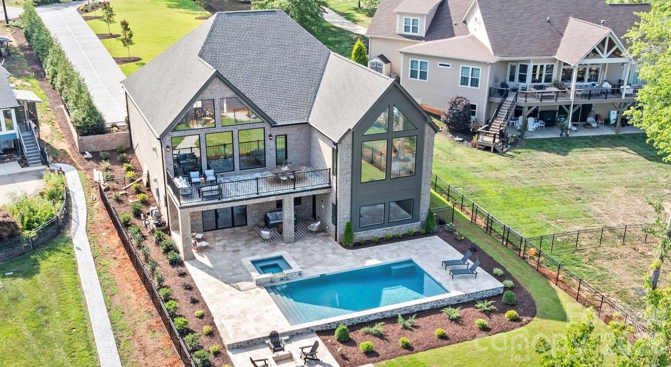 Custom new construction, waterfront, pool, big views - this is a rare one! - 2494 Primm Road, Denver