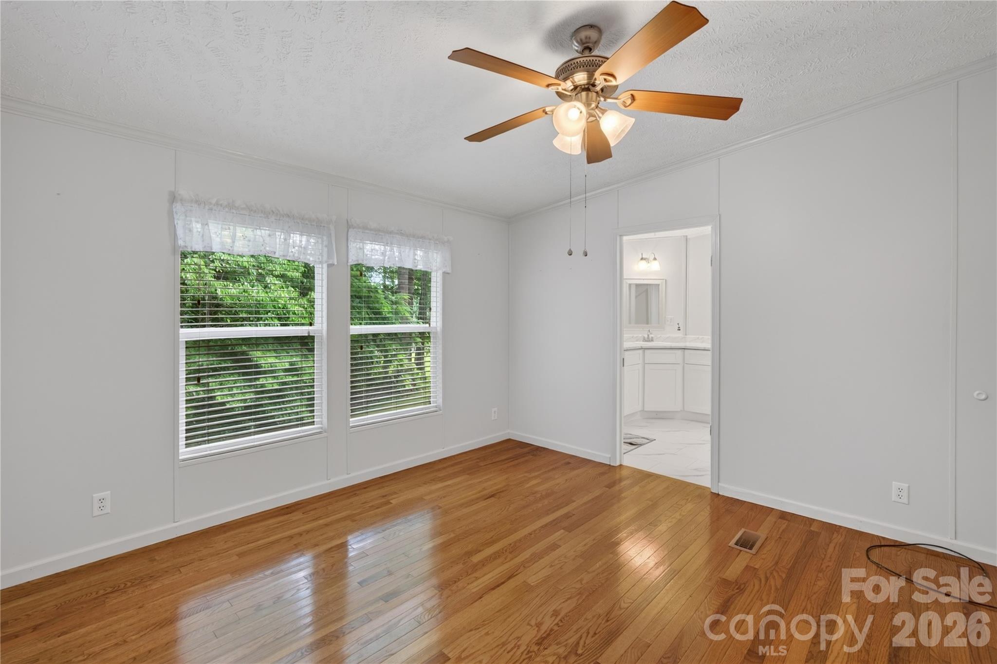 Primary bedroom - 146 Banks View Lane, Hendersonville