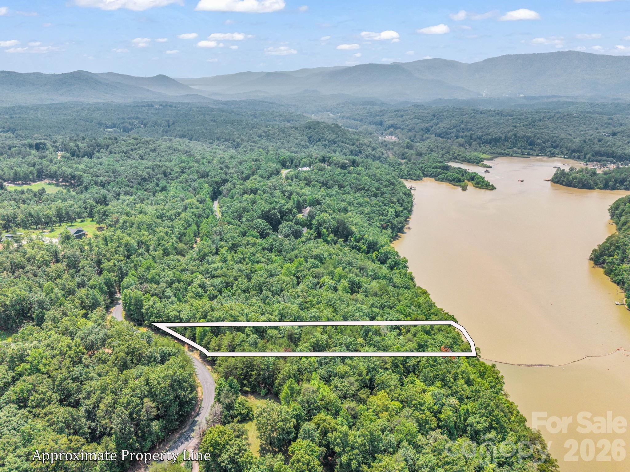 00 Lake Adger Parkway