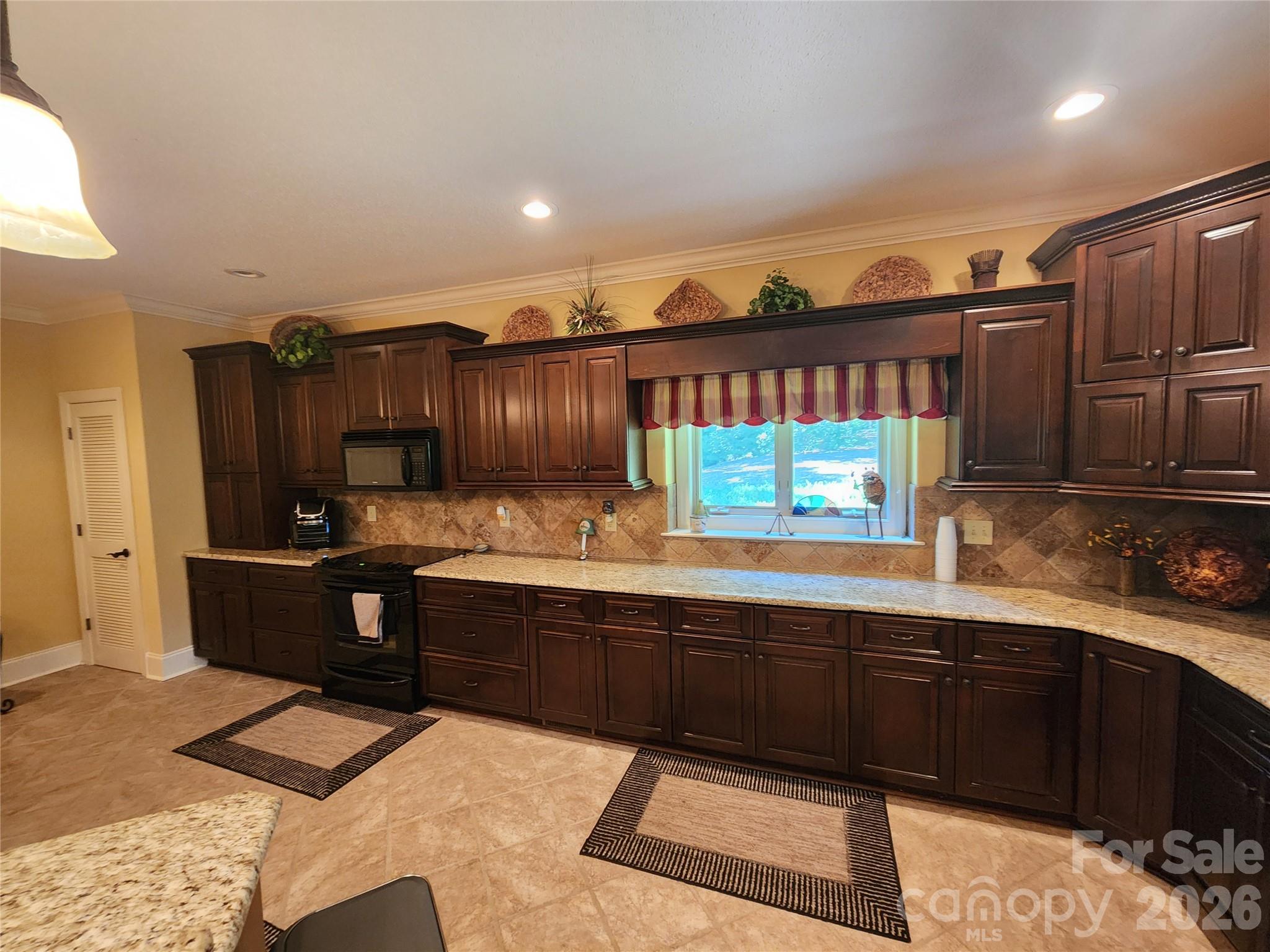Single Family Residence at 124 Huntington Road, Lake Lure, photo 8 of 39