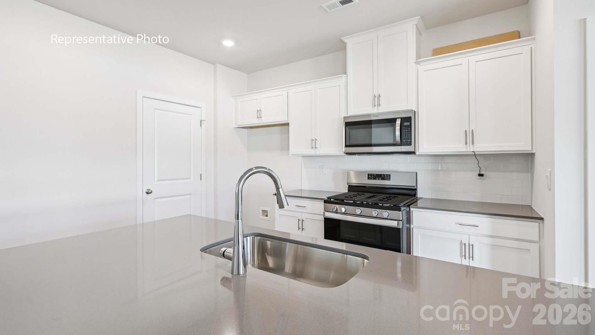 Single Family Residence at 402 Frozen Dream Drive, Salisbury, photo 12 of 43