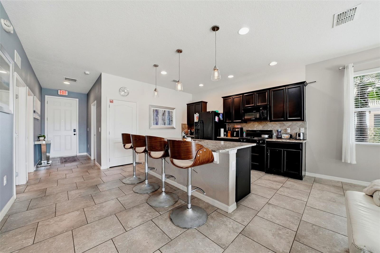 Townhouse at 4715 TERRASONESTA DR, DAVENPORT, photo 10 of 62