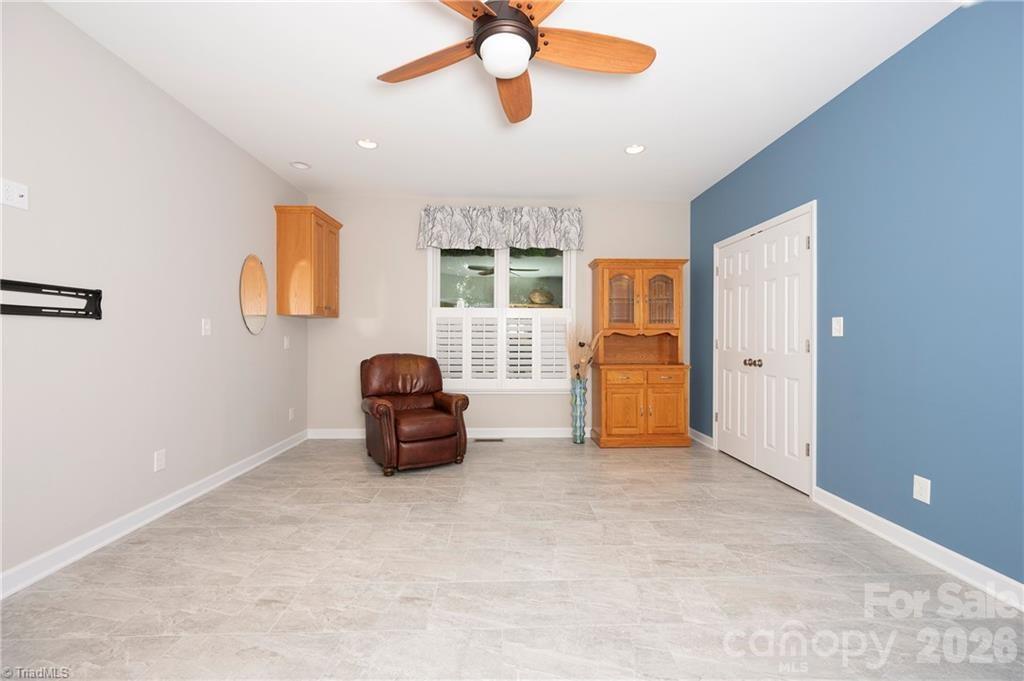 Single Family Residence at 144 Riverside Court, Lexington, photo 33 of 48