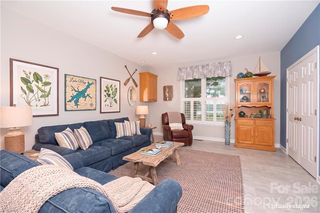 Single Family Residence at 144 Riverside Court, Lexington, photo 34 of 48