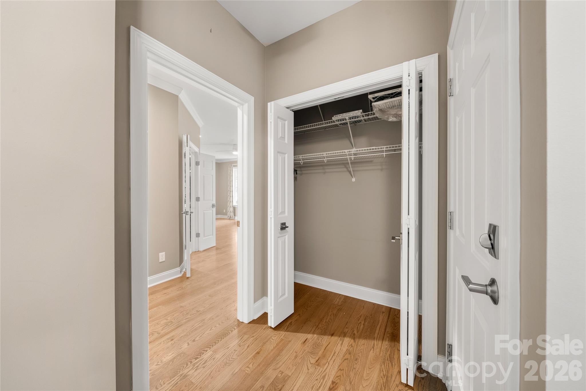 Single Family Residence at 14 Waterbury Court, Hendersonville, photo 26 of 48
