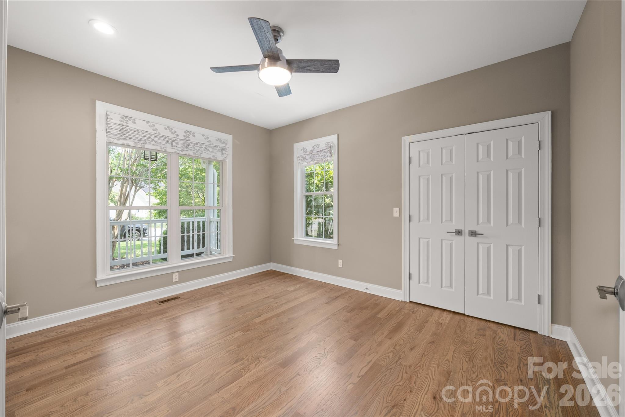 Single Family Residence at 14 Waterbury Court, Hendersonville, photo 34 of 48