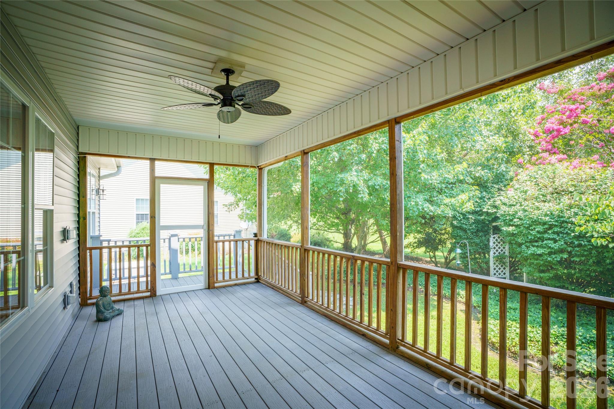 Single Family Residence at 14 Waterbury Court, Hendersonville, photo 40 of 48
