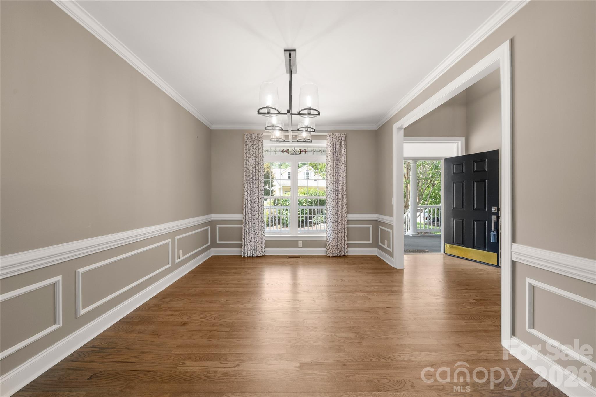 Single Family Residence at 14 Waterbury Court, Hendersonville, photo 24 of 48