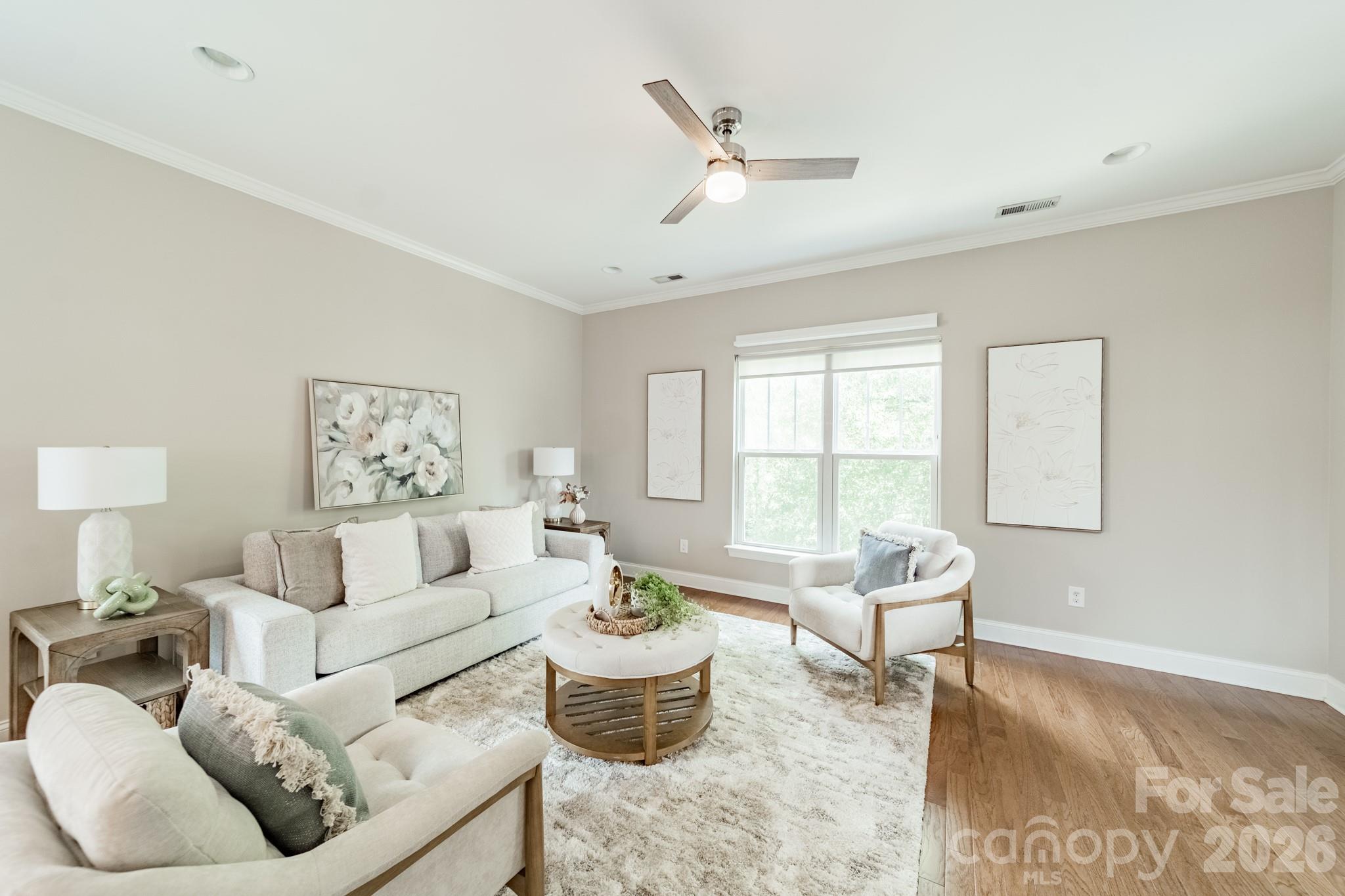 Single Family Residence at 10236 Vanguard Parkway, Huntersville, photo 6 of 44