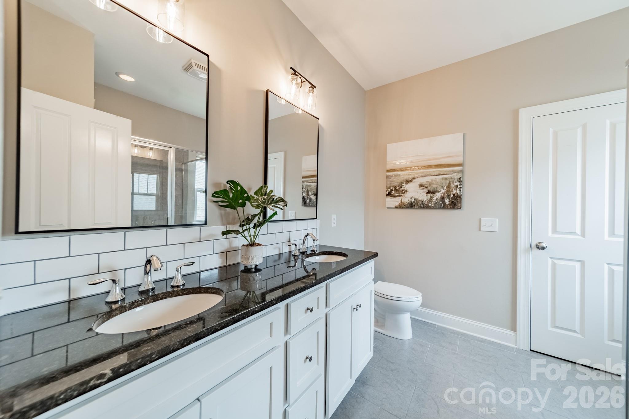 Primary bath - 10236 Vanguard Parkway, Huntersville