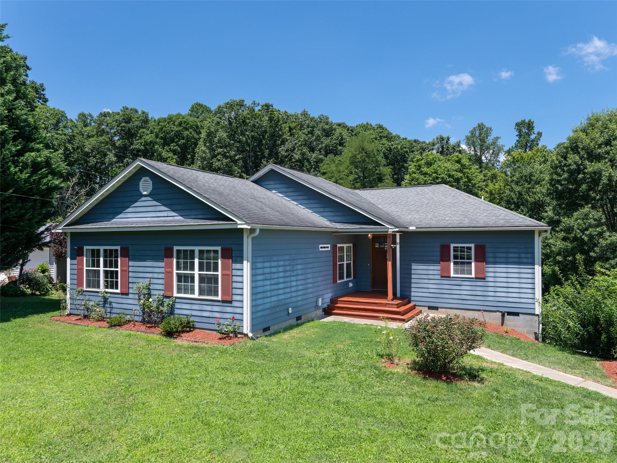 Single Family Residence at 10 Ashe Road, Candler, photo 5 of 42