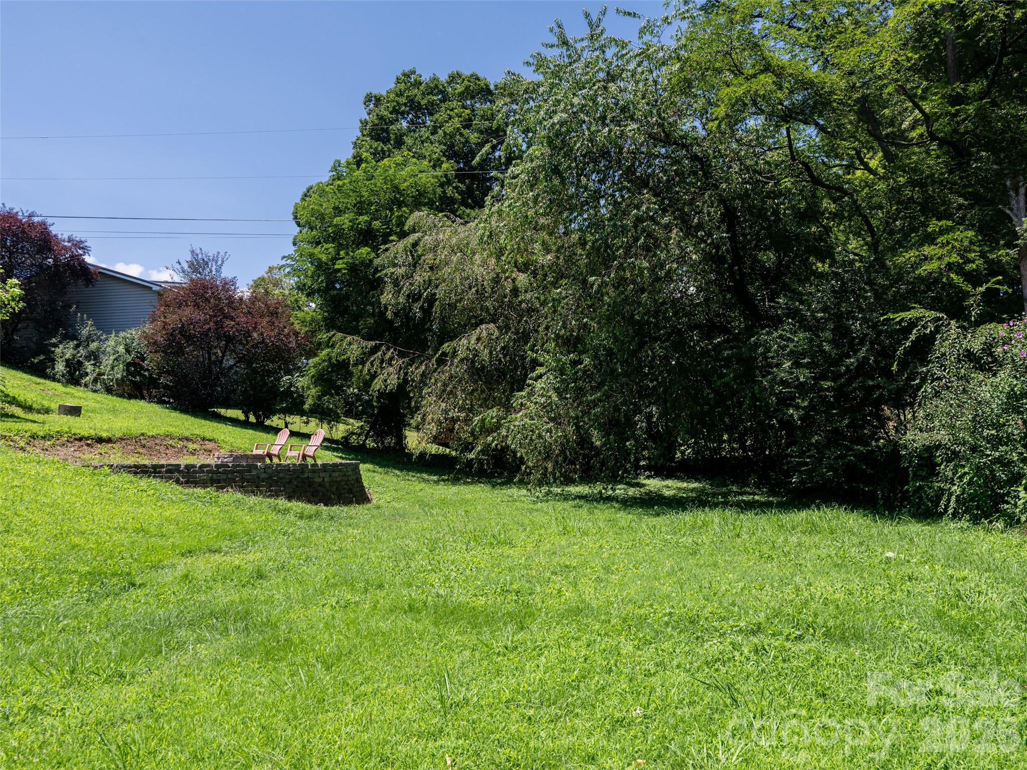 Great garden spaces - 10 Ashe Road, Candler