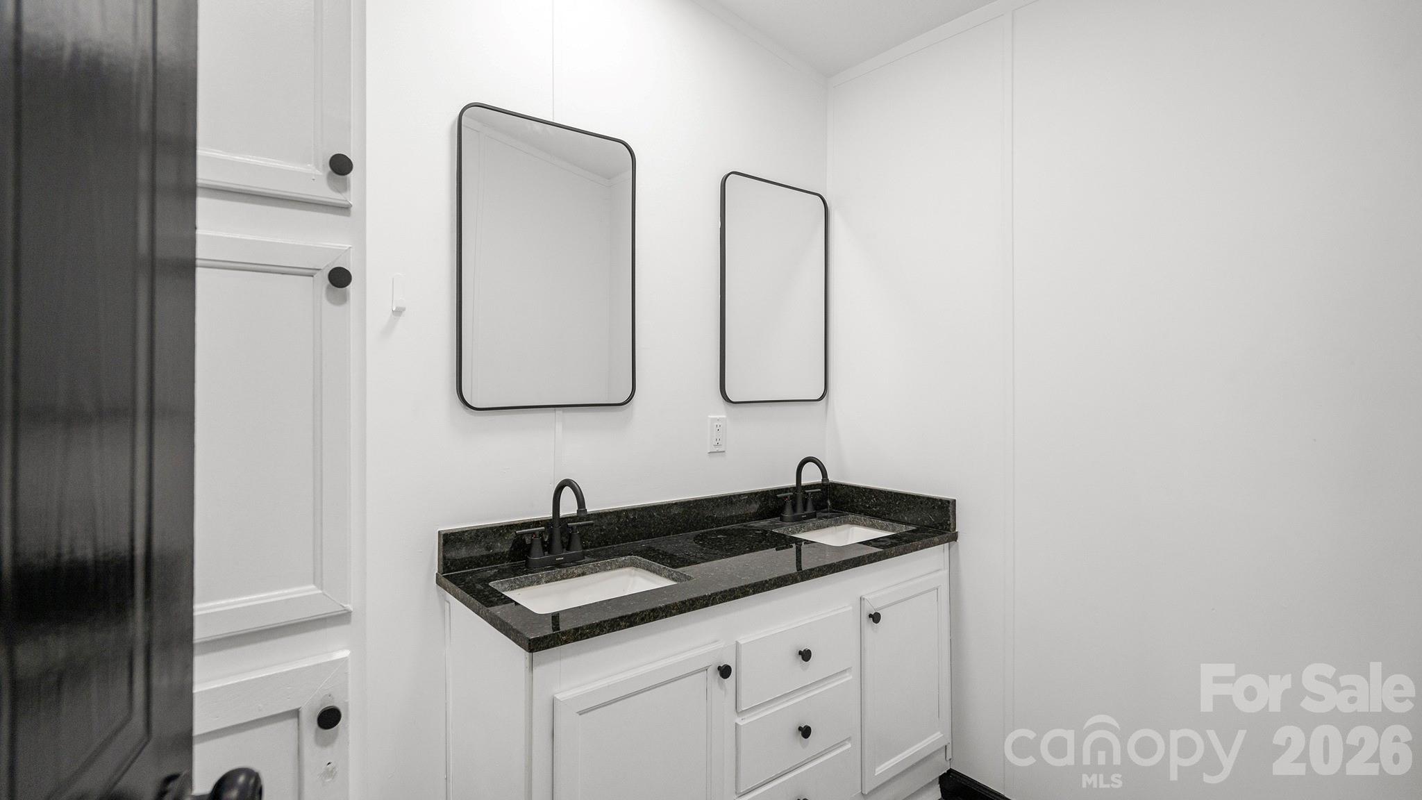 Single Family Residence at 178 Zircon Drive, Statesville, photo 25 of 33