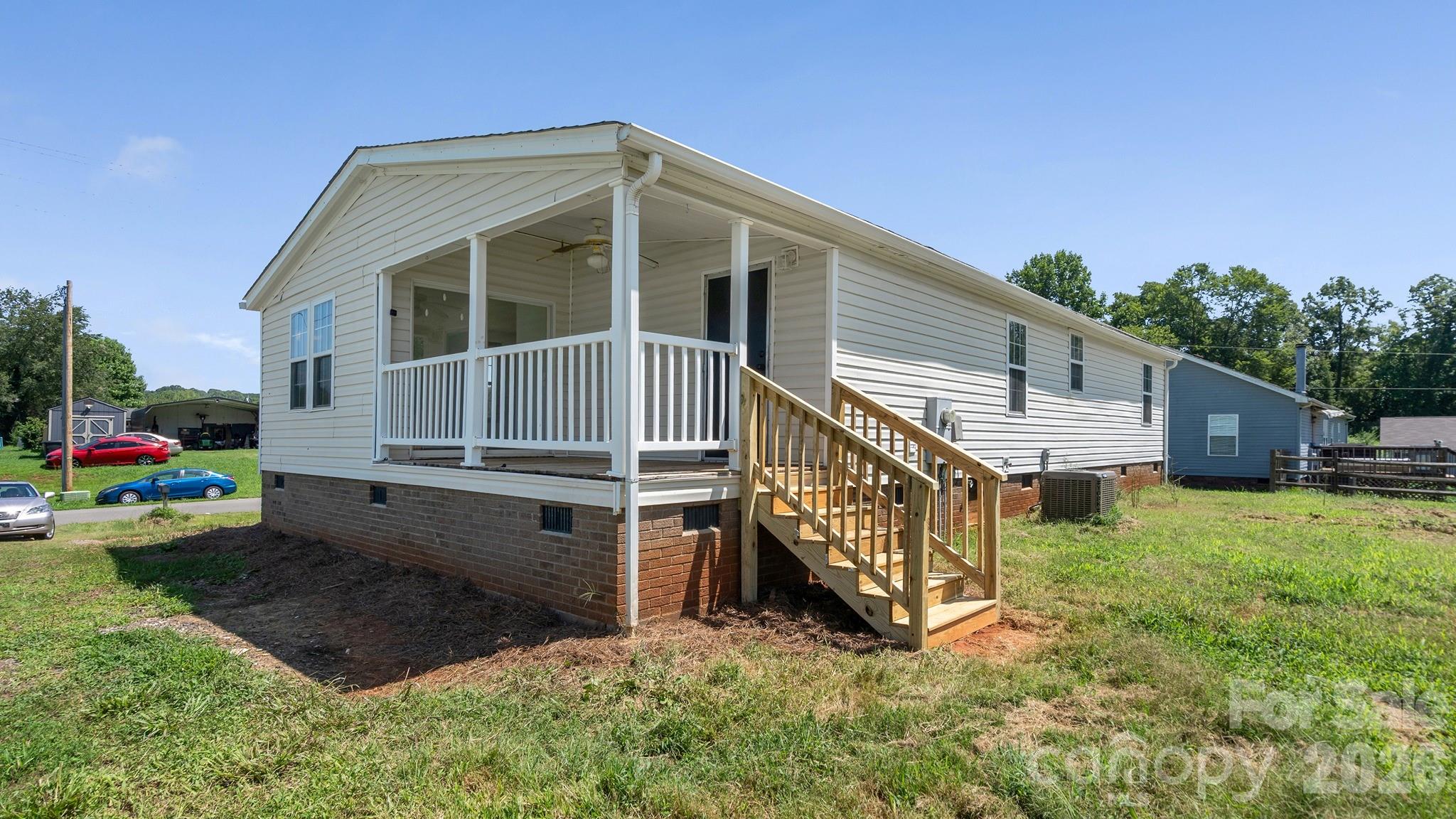 Single Family Residence at 178 Zircon Drive, Statesville, photo 31 of 33