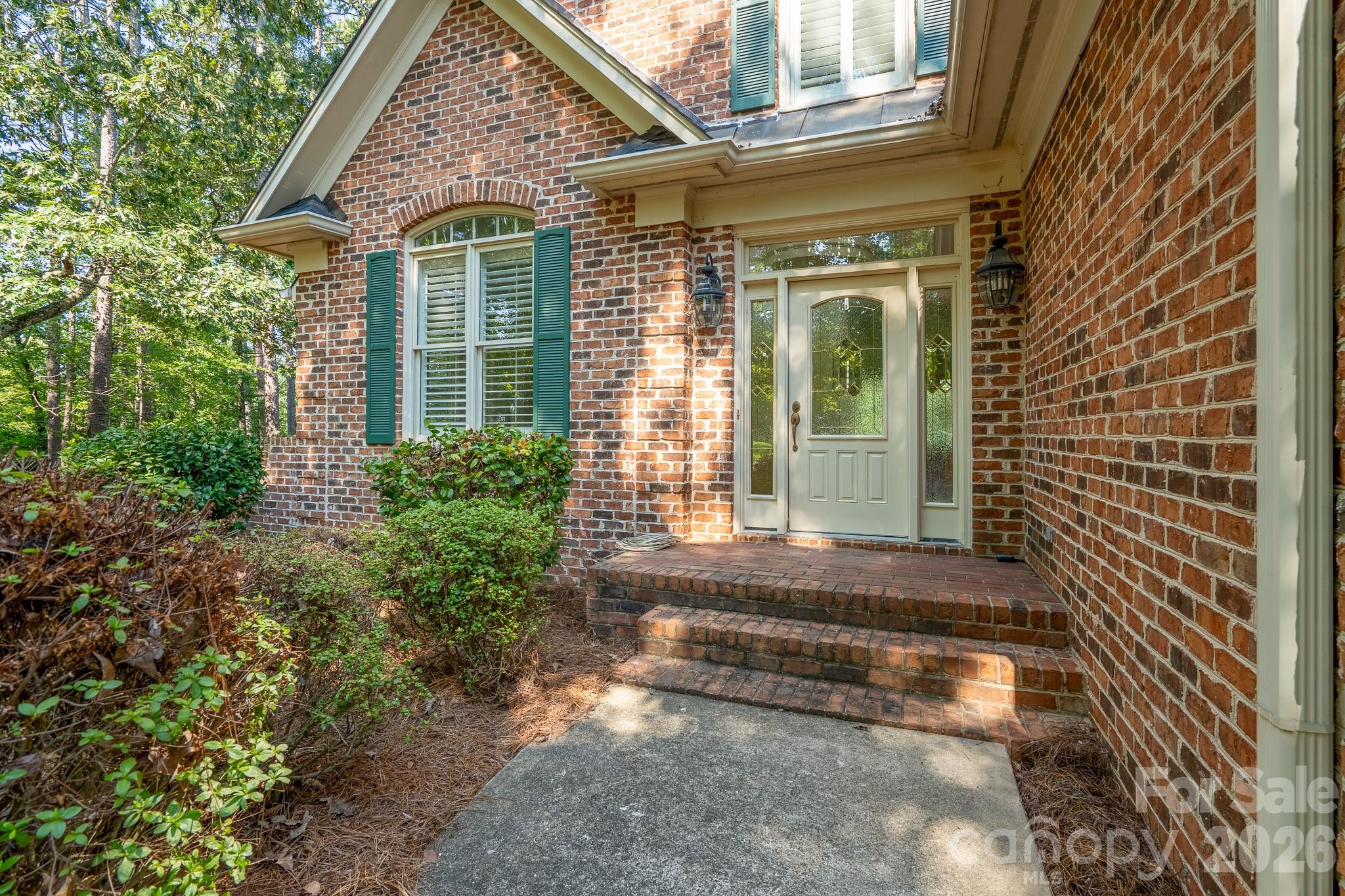 Entrance - 205 Piney Grove Point, New London