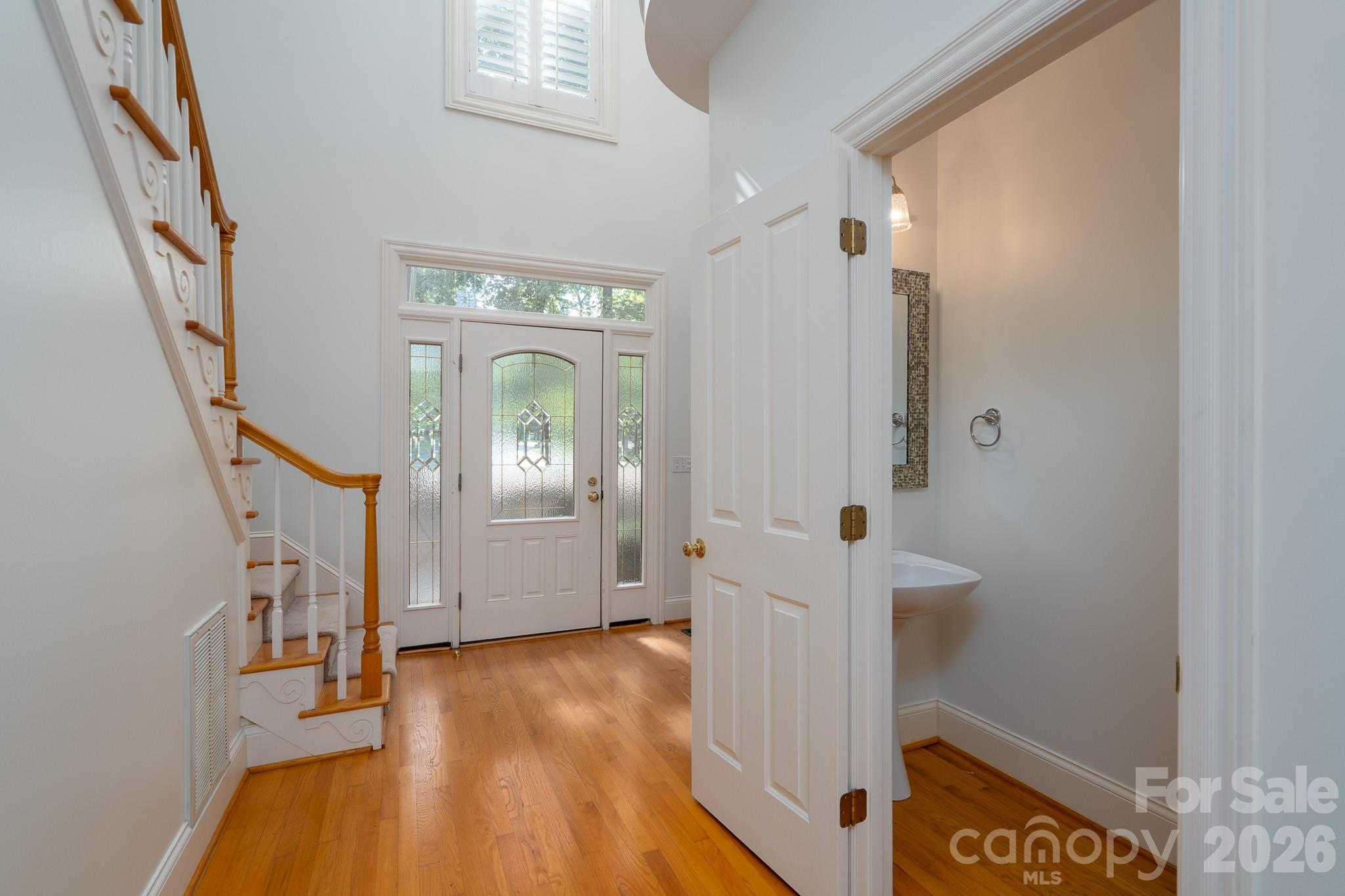 Entry Hall - 205 Piney Grove Point, New London