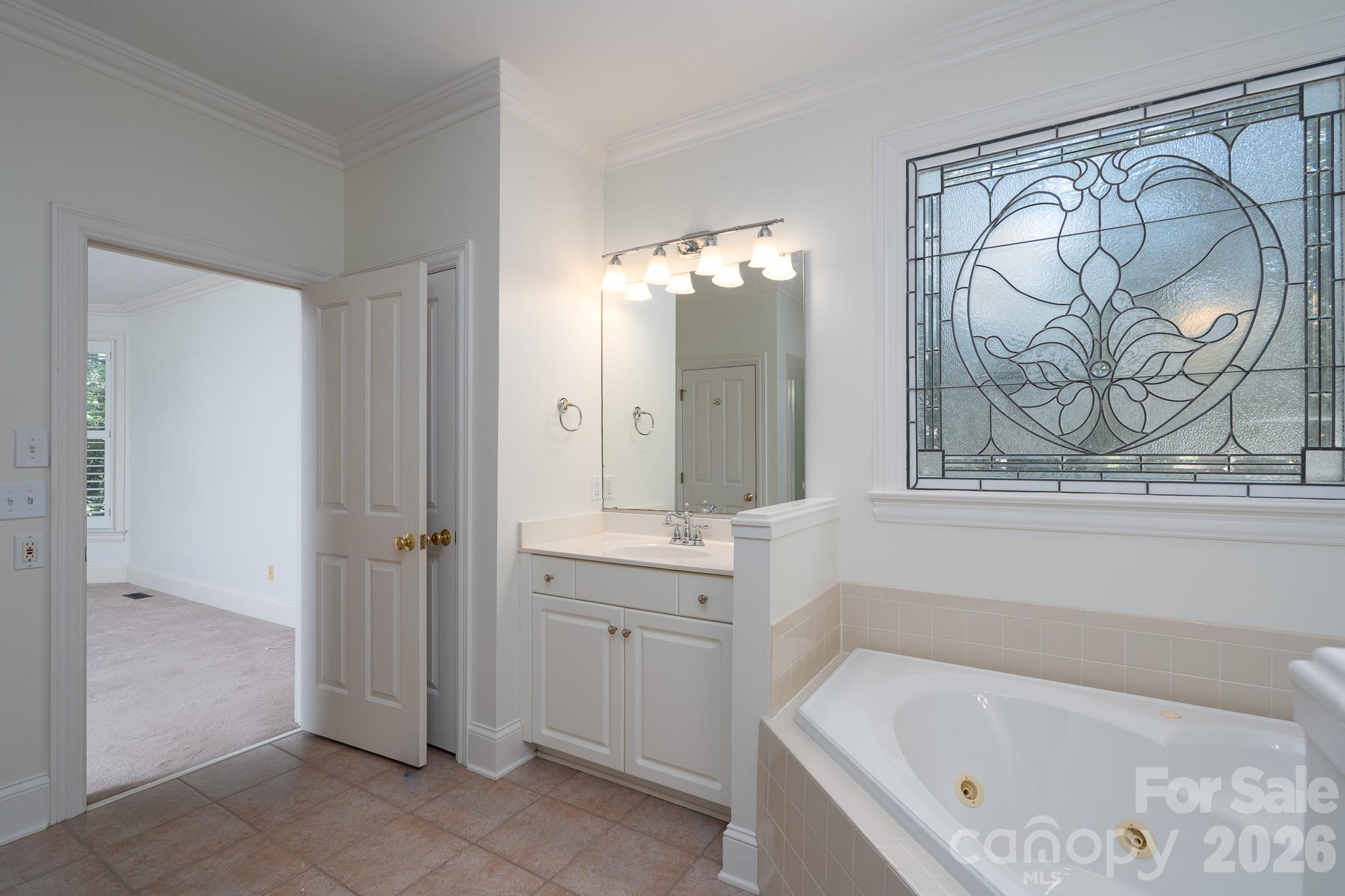 Primary Bath - 205 Piney Grove Point, New London