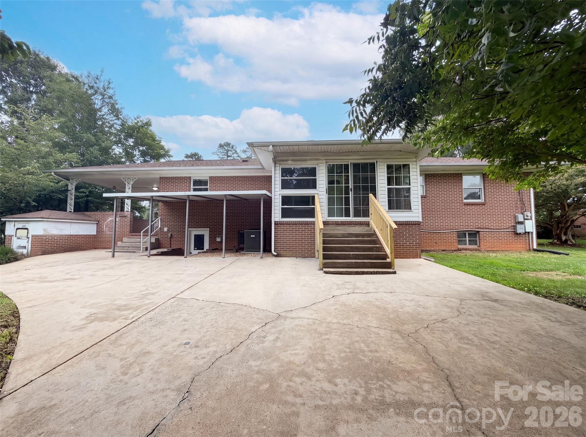 Single Family Residence at 411 Roy Eaker Road, Cherryville, photo 5 of 15