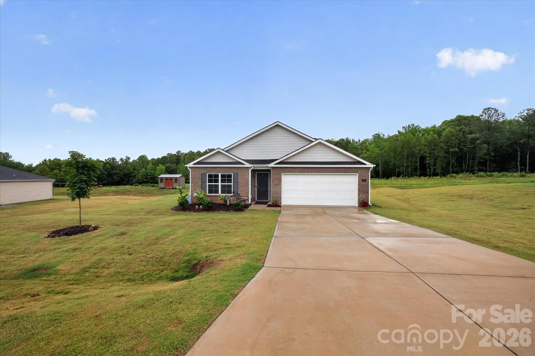 Single Family Residence at 196 Beebop Lane, Lexington, photo 3 of 43