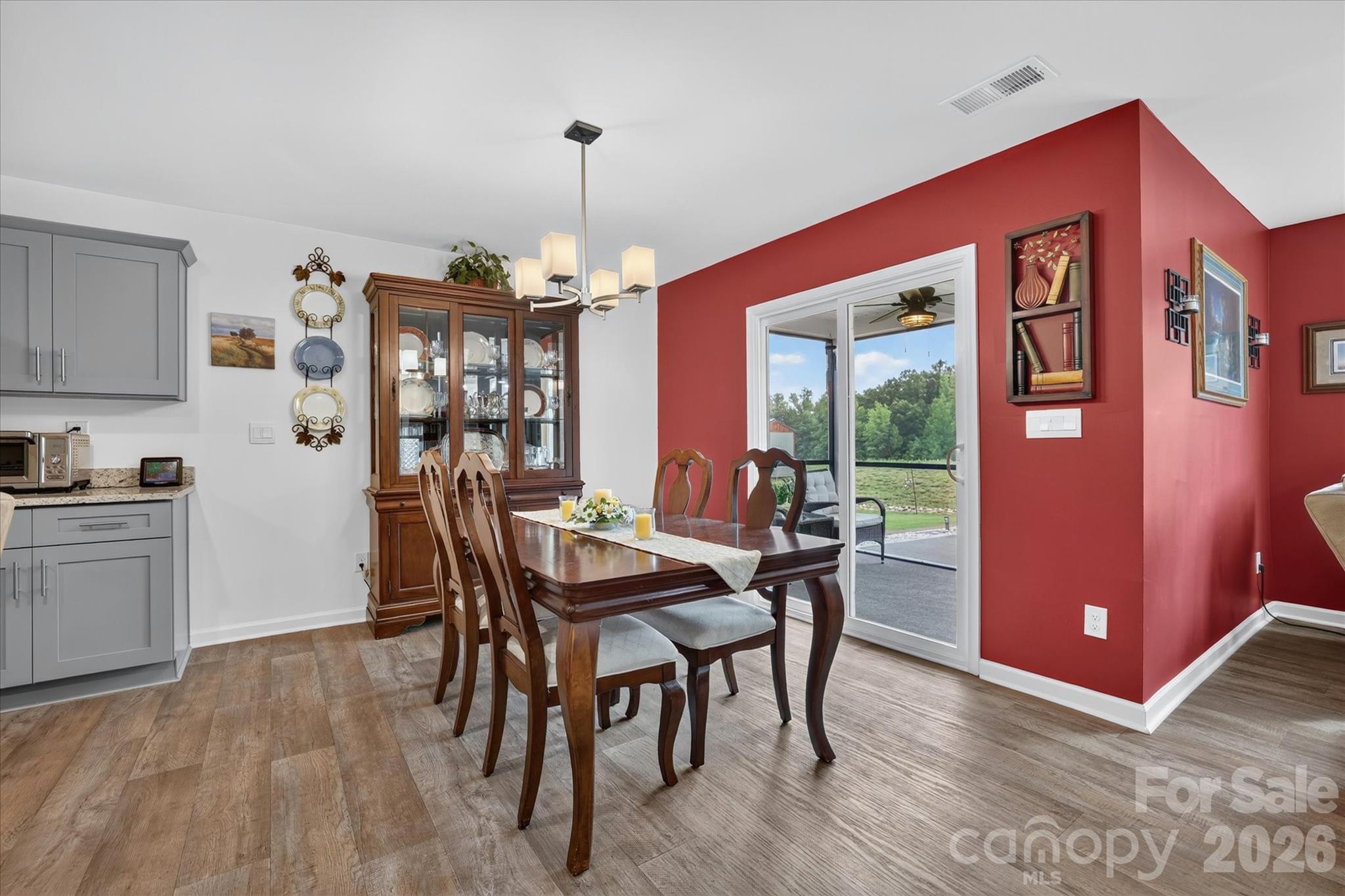 Single Family Residence at 196 Beebop Lane, Lexington, photo 13 of 43
