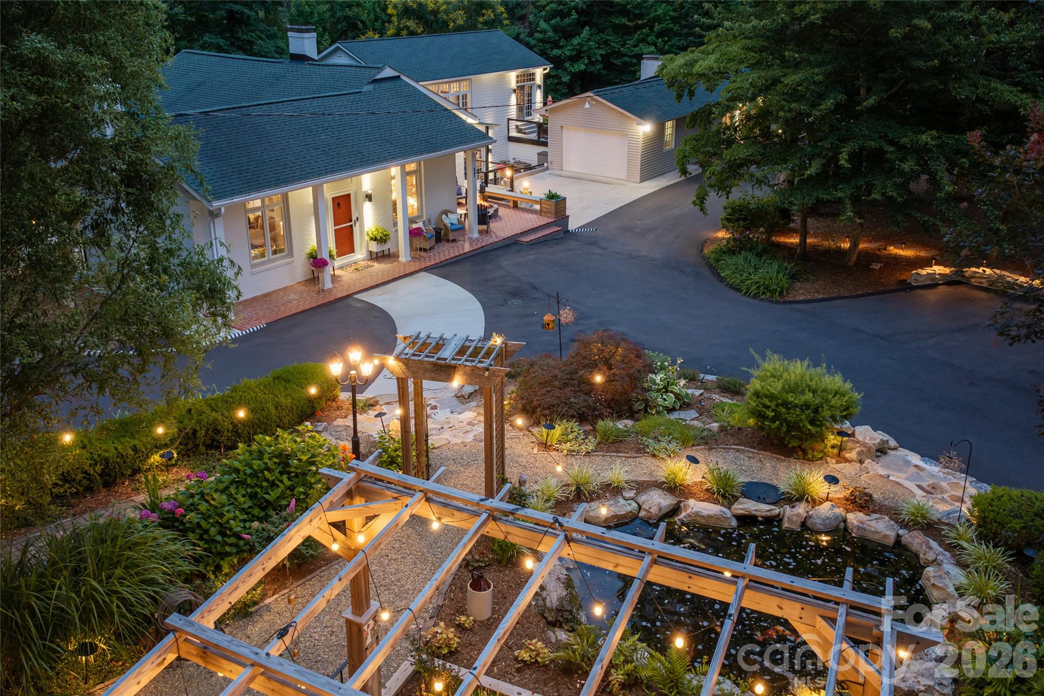 Single Family Residence at 2511 Kanuga Road, Hendersonville, photo 2 of 46