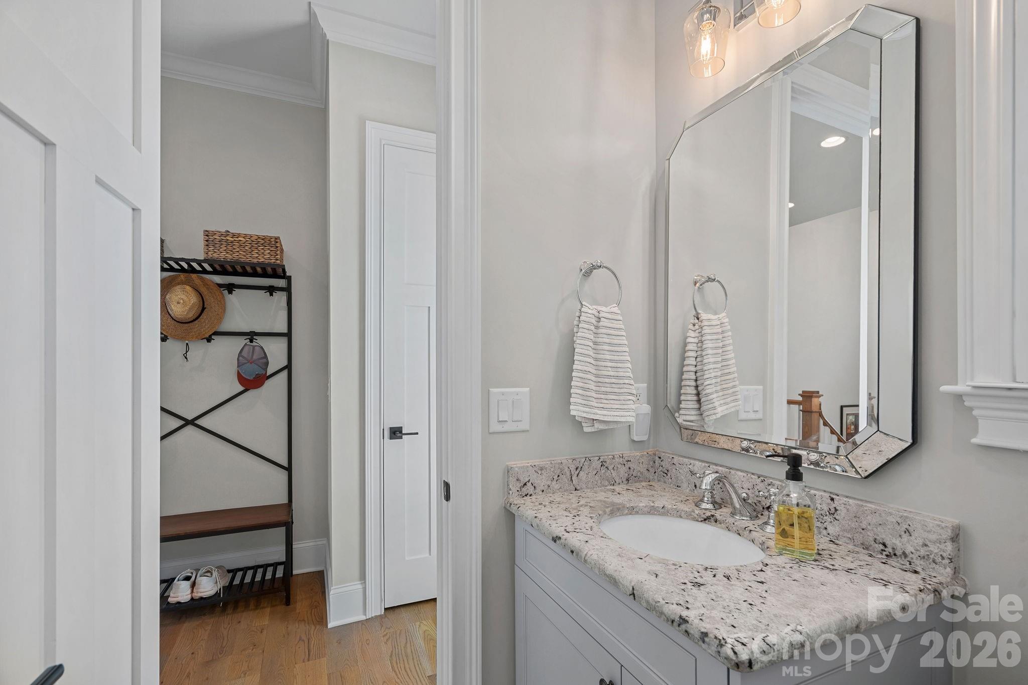 powder room - main floor - 2889 Mount Pleasant Road, Sherrills Ford